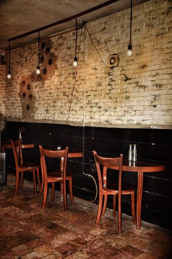 عکس کافه تریا یه جای دیگه 