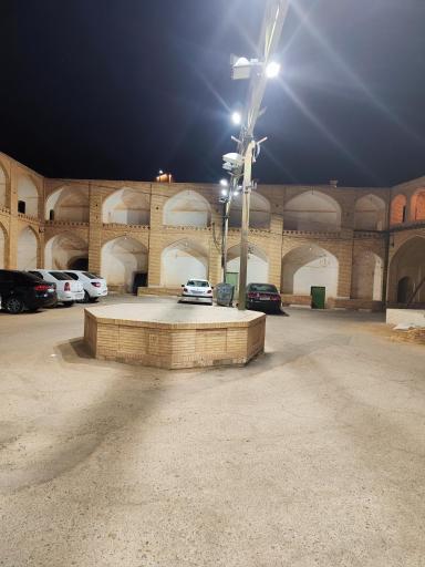 عکس حسینیه بزرگ عقدا