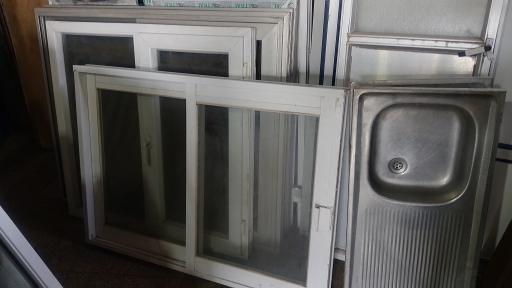 عکس فروشگاه درب و پنجره آلومینیوم و چوبی فیروزجایی