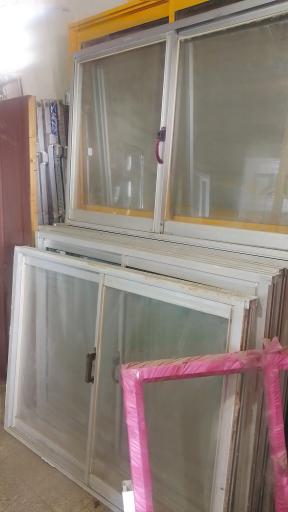 عکس فروشگاه درب و پنجره آلومینیوم و چوبی فیروزجایی