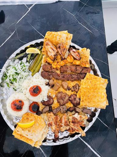 عکس رستوران ترکیه ای لذت سارایی