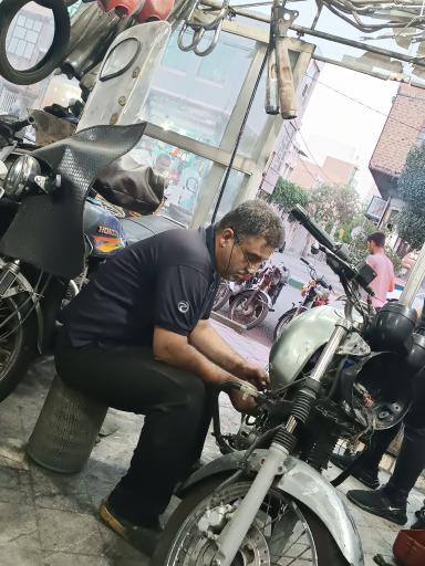 عکس موتورسازی رضا