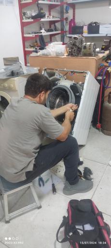عکس تعمیرات لوازم خانگی معروف