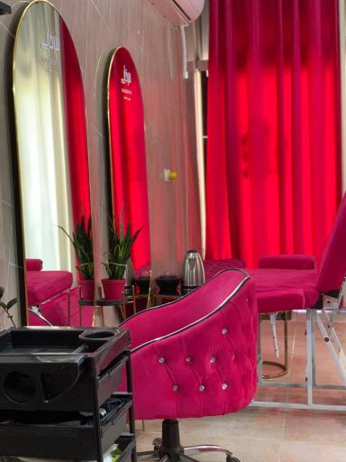 سالن زیبایی سرخابی