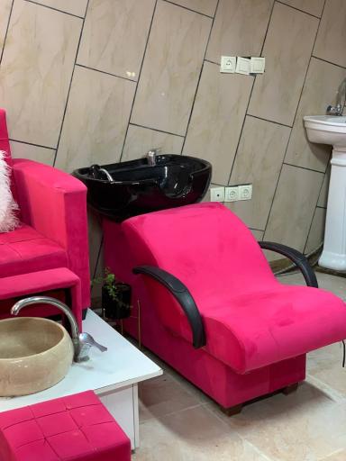 سالن زیبایی سرخابی