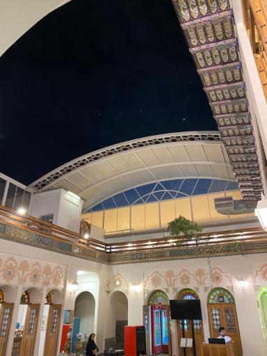 عکس کافه رستوران خانه همدم السلطنه