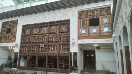 عکس کافه رستوران خانه همدم السلطنه