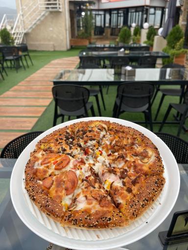 عکس فست فود و روف گاردن برجیس