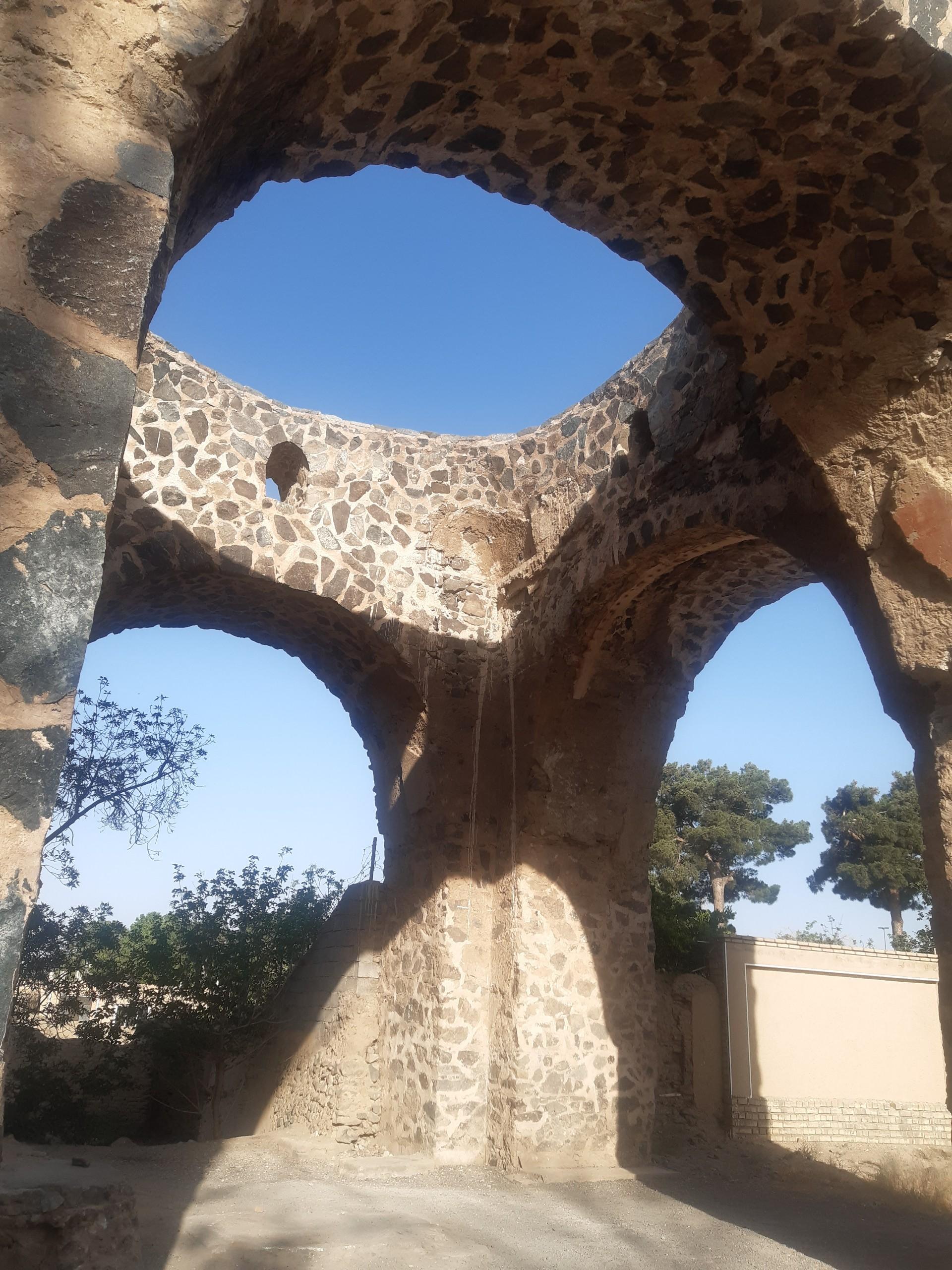 عکس آتشکده نطنز