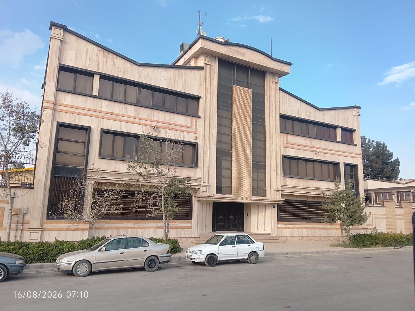 عکس شرکت پتروشیمی ری
