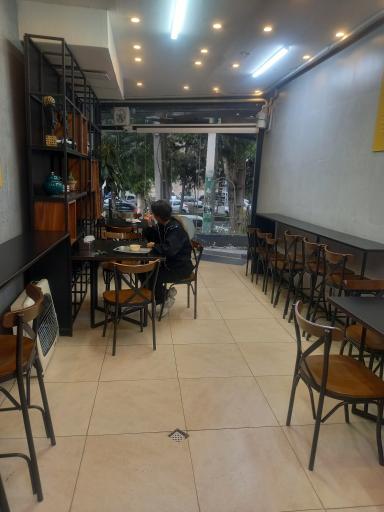 عکس بستنی سنتی کوزه چی کرج