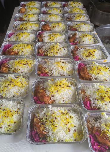 عکس کترینگ تهیه غذای صدف