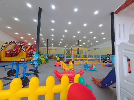 عکس خانه بازی دیاکو