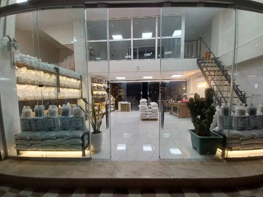 عکس فروشگاه برنج سپید