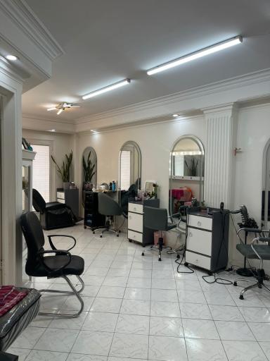 عکس سالن زیبایی هستیا