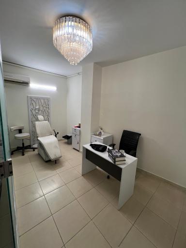 عکس کلینیک پوست مو شری بیوتی