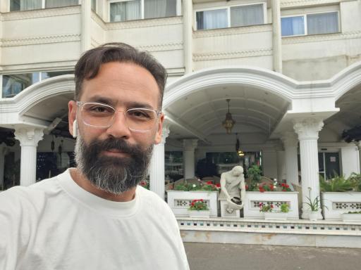 عکس هتل بزرگ کادوس