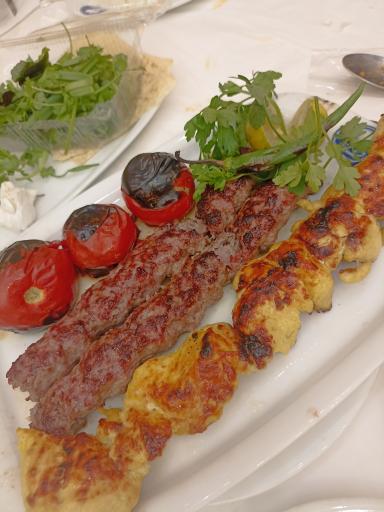 عکس رستوران فرزاد