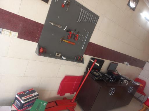 عکس کلینیک تخصصی برق خودرو کاتاف