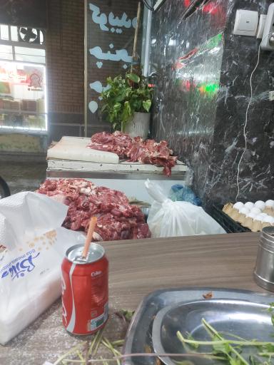 عکس کبابی شاه حمزه