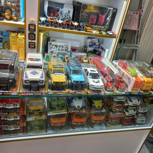 عکس فروشگاه اسباب‌بازی پرشین تویز