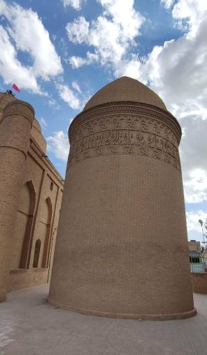 عکس بنای تاریخی چهل دختر 