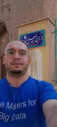 عکس بنای تاریخی چهل دختر 