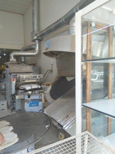 عکس خانه نان زیتون