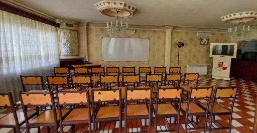 عکس هنرستان دخترانه هنر و رسانه