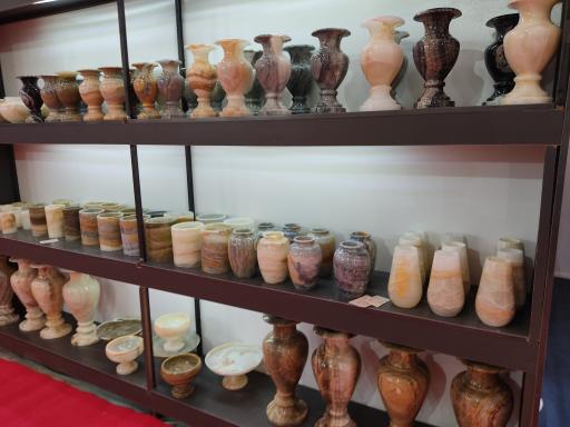 عکس مرکز نمایشگاههای سنگ ایران