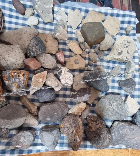 عکس موزه سنگ و فسیل سنگسر