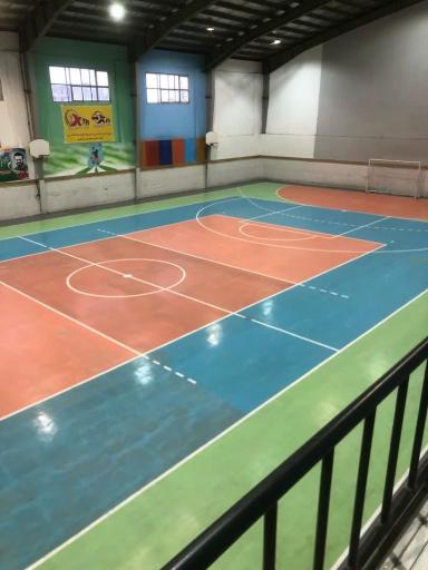 عکس سالن ورزشی قاسمی