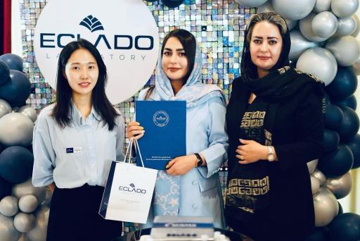 عکس اسکین تراپی خانم ( میترا پوردیان)