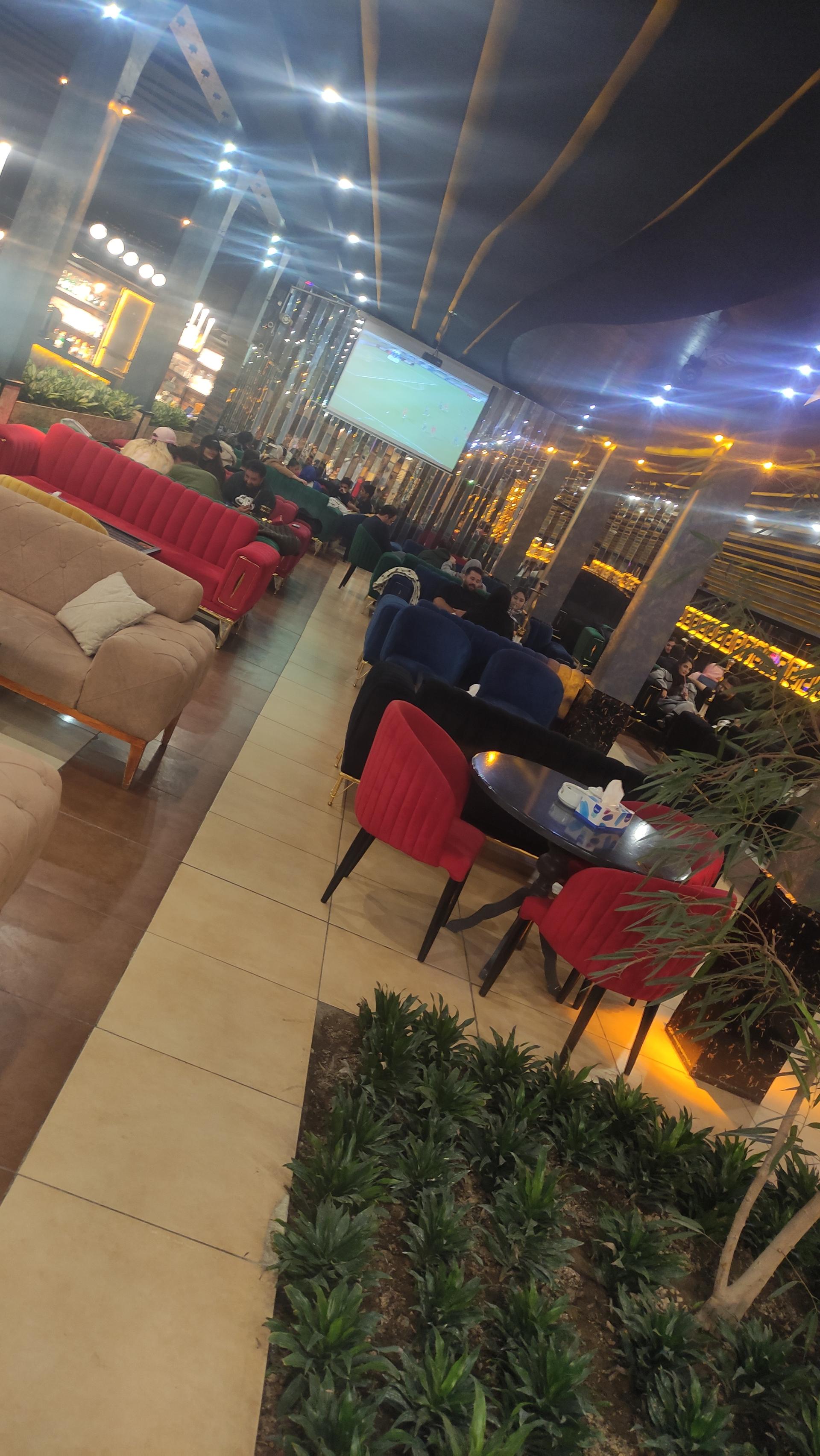 عکس رستوران سنتی باغ مهر