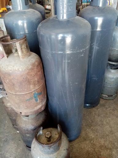 عکس گاز ال پی جی و پیک نیک پر کنی کامجو