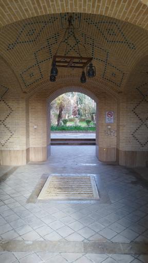 عکس باغ گلشن