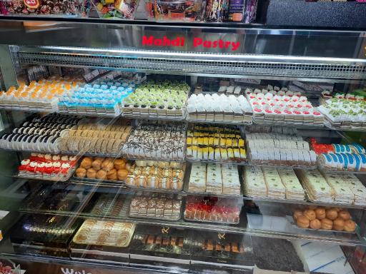 عکس شیرینی فروشی مهدی