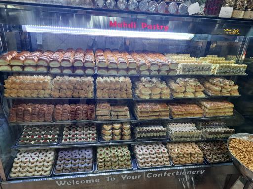 عکس شیرینی فروشی مهدی