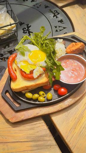 عکس کافه رستوران لاویستا پالاس