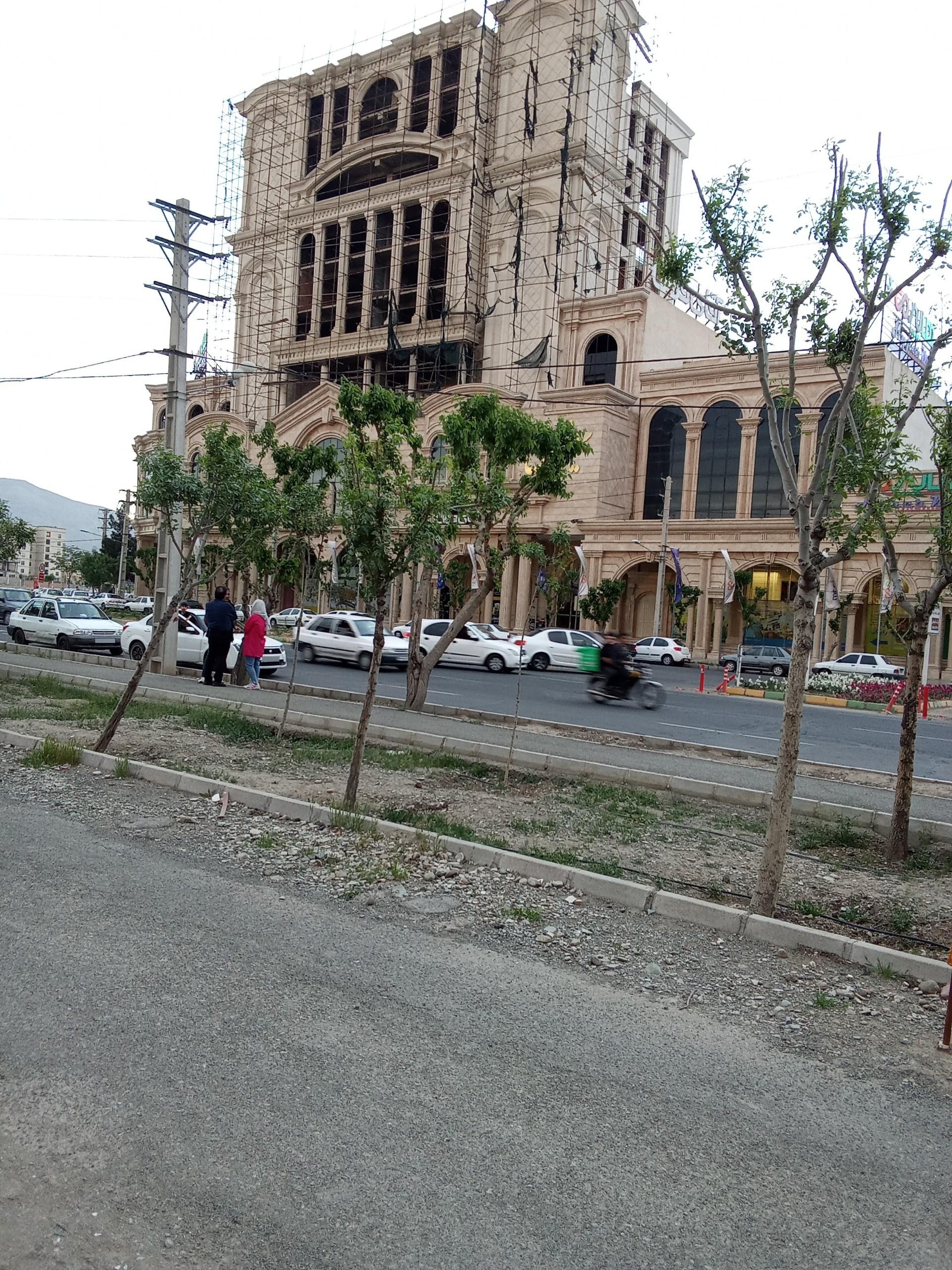 عکس هایپر می شعبه قریشی