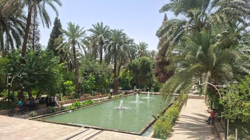 عکس باغ گلشن