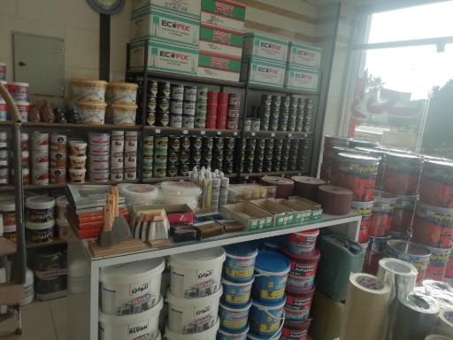 عکس فروشگاه رنگ و چسب یاسمن الوان