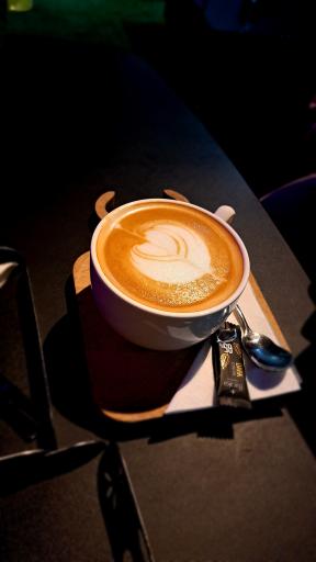 عکس کافه و رستوران لاهوت