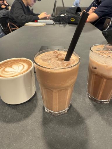 عکس کافه لمیز شعبه پایدار فرد