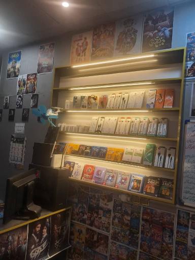 عکس کافی نت و کافه فیلم مکعب