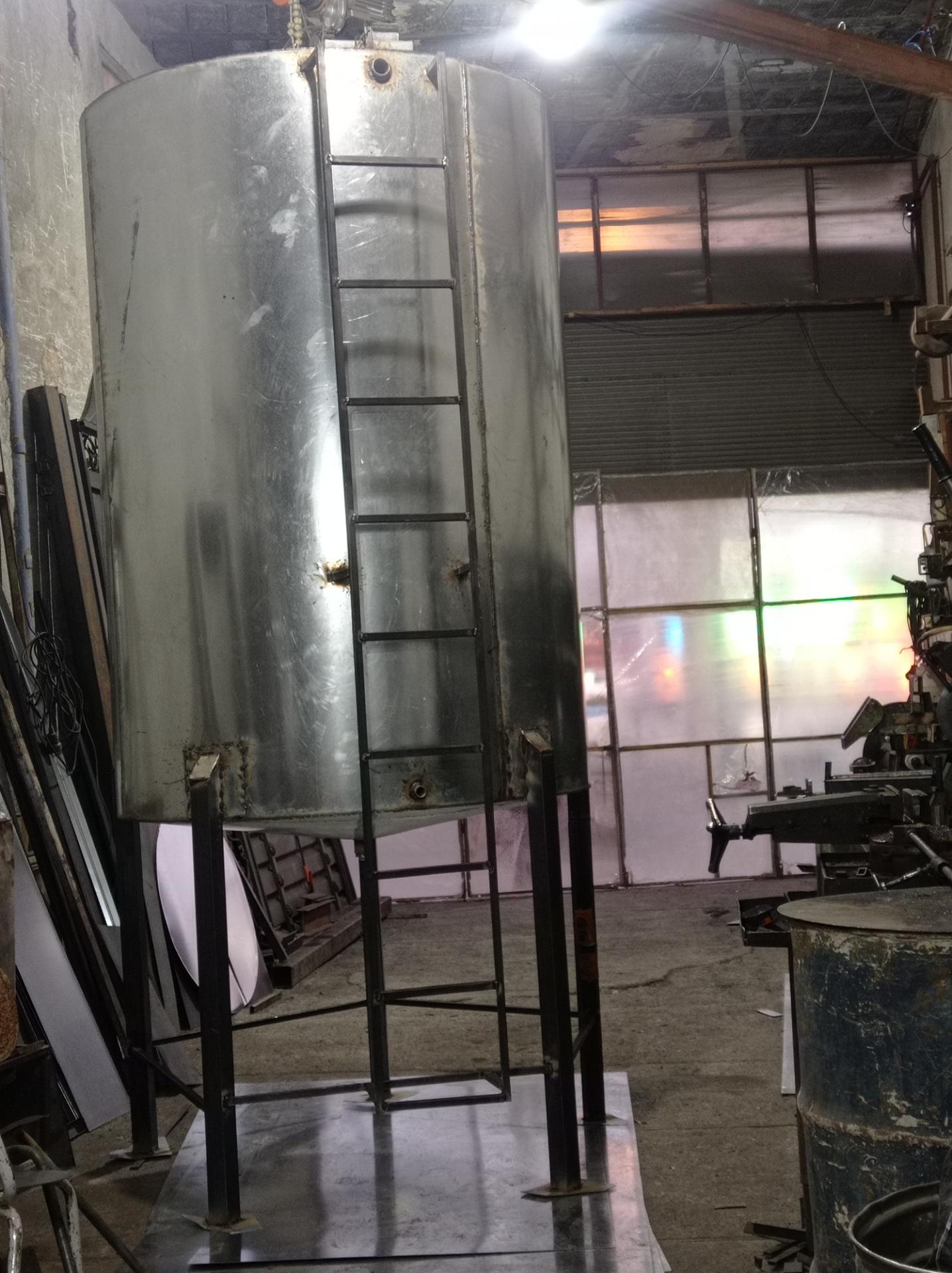 عکس تانکر سازی فروهر 