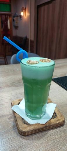 عکس کافی شاپ بهار نارنج