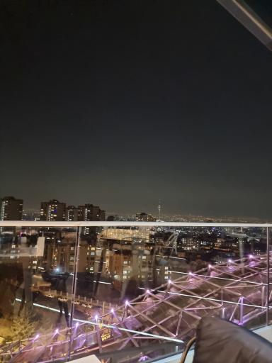 عکس فود کورت فلای لند