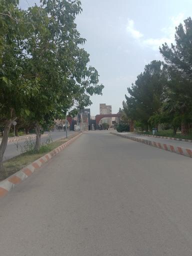 عکس دانشگاه آزاد اسلامی واحد گرمسار