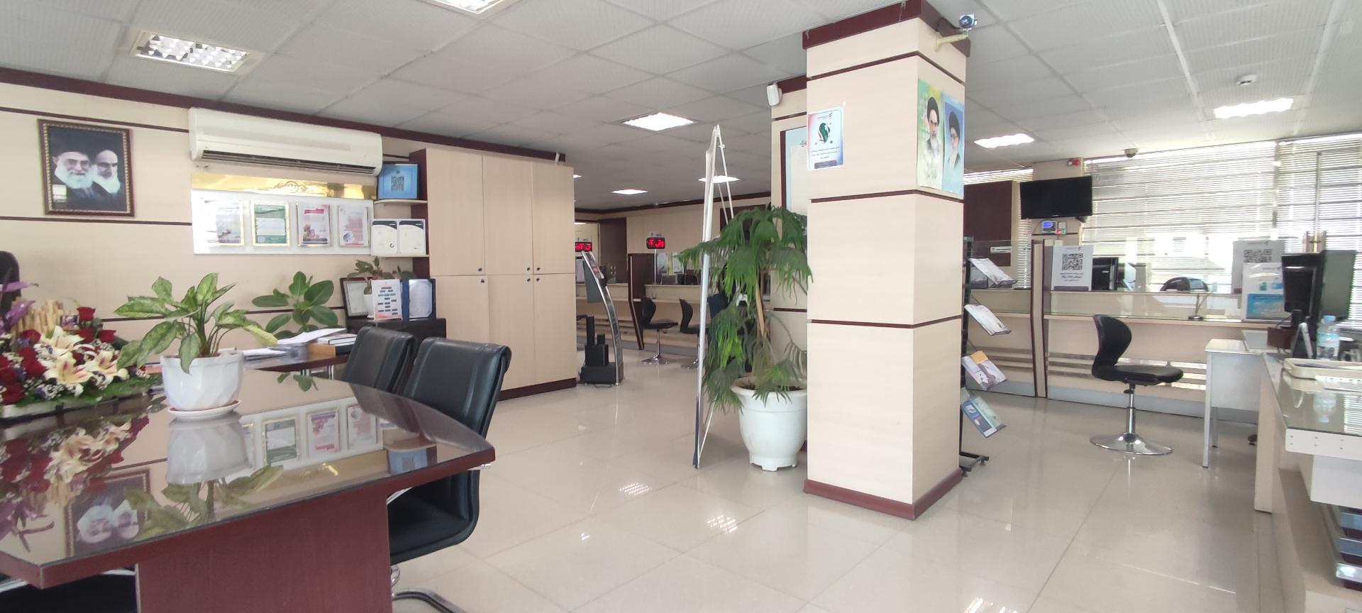 عکس بانک رفاه شعبه بیمارستان قائم شعبه احمد آباد